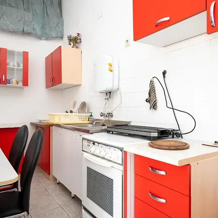 By The Sea - 21401 Apartman